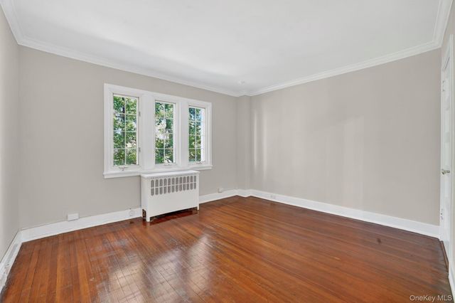 15 Beechtree Lane 1D, Bronxville, NY 10708