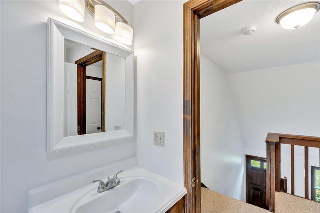 61 Althea Rd, Falmouth, MA 02556