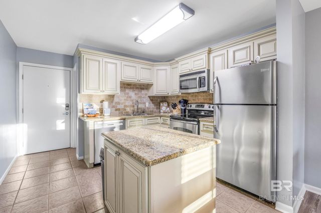 400 Plantation Road 1105, Gulf Shores, AL 36542