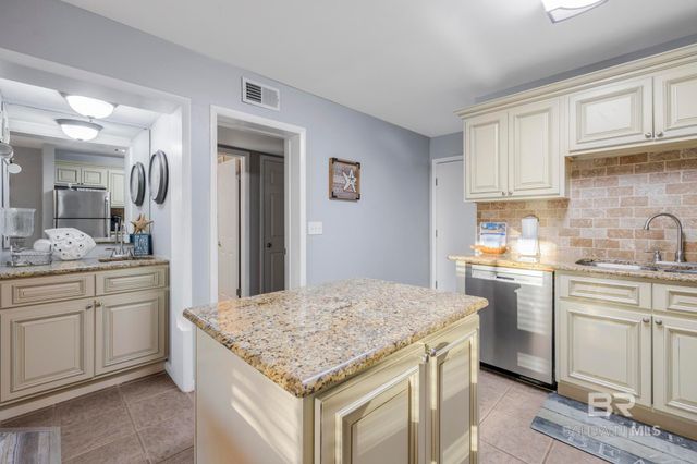 400 Plantation Road 1105, Gulf Shores, AL 36542