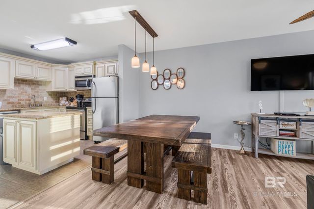 400 Plantation Road 1105, Gulf Shores, AL 36542