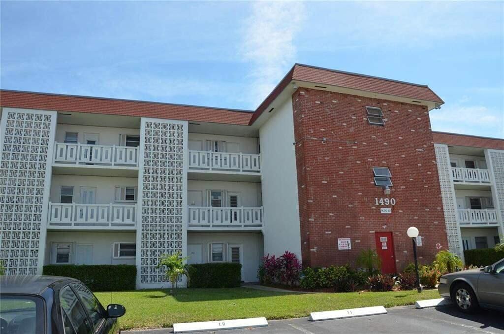 1490 NW 43rd Avenue 208, Lauderhill, FL 33313