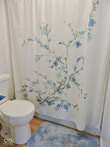 128 Greenlee Drive, Indianapolis, IN 46234