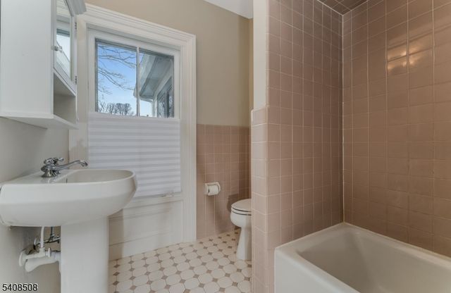 50 Main St, Mount Olive Twp., NJ 07836