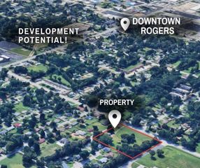 1209 W Olive Street, Rogers, AR 72756