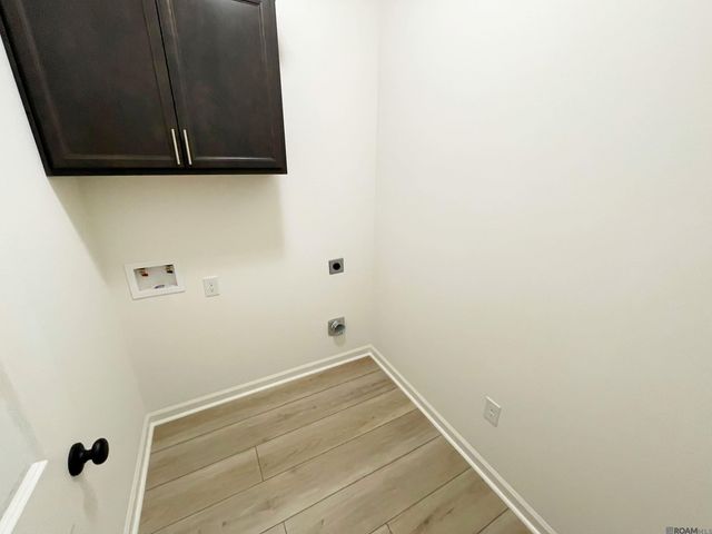 32647 Flower Tree Ct, Walker, LA 70785