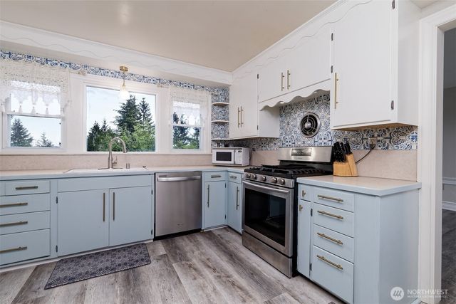 529 N 12th Street, Shelton, WA 98584