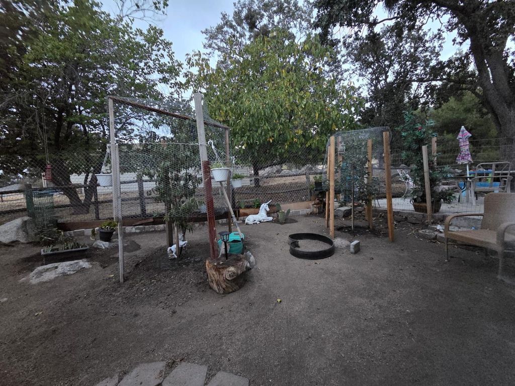 Image 6 of property listing at 17820 Hambletonian Drive, Tehachapi, CA 93561