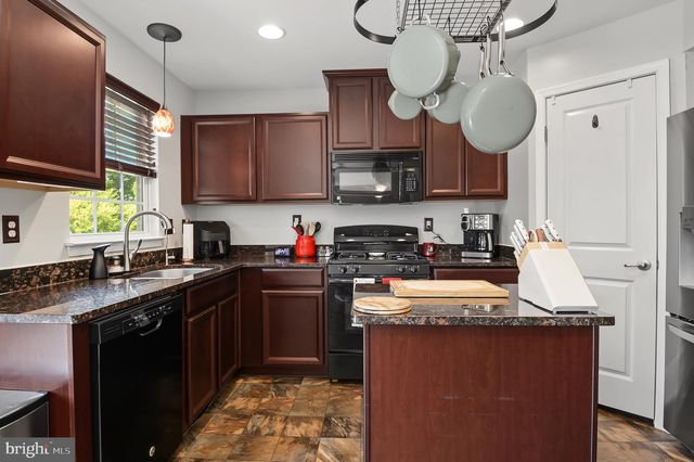 837 COLDWATER DR, Clayton, DE 19938