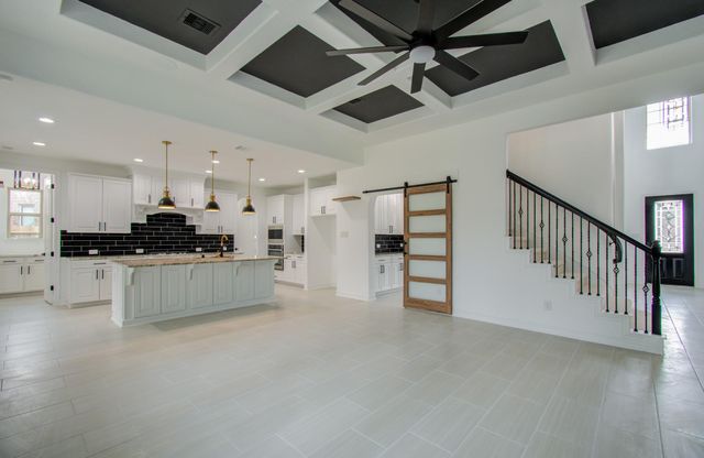 206 Cedar Creek Court, Pinehurst, TX 77362