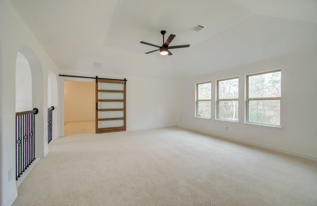 206 Cedar Creek Court, Pinehurst, TX 77362