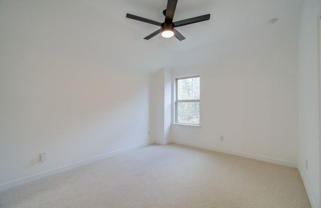 206 Cedar Creek Court, Pinehurst, TX 77362