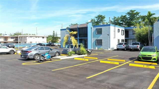 160 SW 30th Ave 204A, Miami, FL 33135