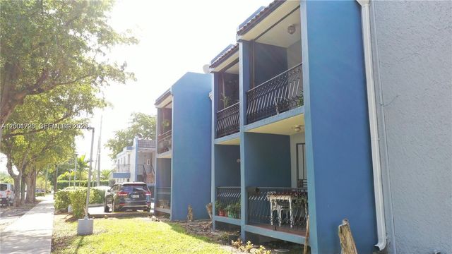 160 SW 30th Ave 204A, Miami, FL 33135