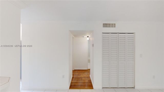 160 SW 30th Ave 204A, Miami, FL 33135