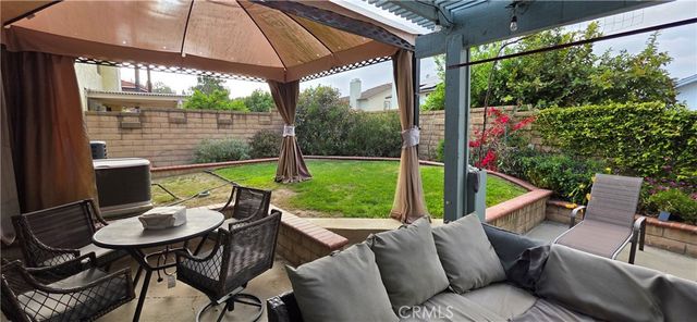 5 Navajo Trail Lane, Phillips Ranch, CA 91766