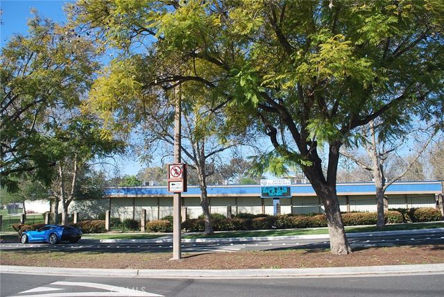 5 Navajo Trail Lane, Phillips Ranch, CA 91766