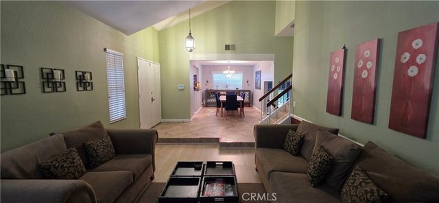 5 Navajo Trail Lane, Phillips Ranch, CA 91766