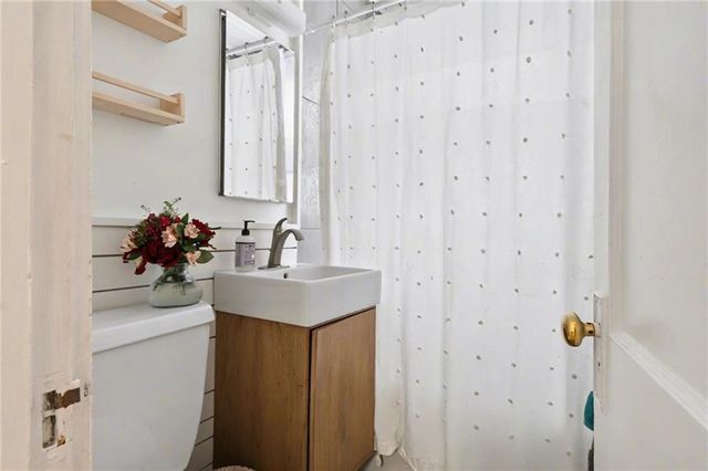 731 Alabama Street, Lawrence, KS 66044