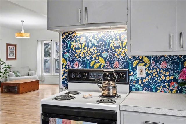 731 Alabama Street, Lawrence, KS 66044