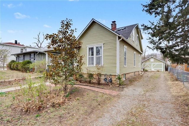 731 Alabama Street, Lawrence, KS 66044