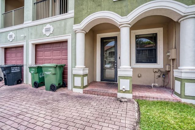 666 NE 35th Avenue, Homestead, FL 33033