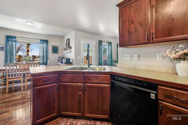 448 Meadowlark Way, Twin Falls, ID 83301