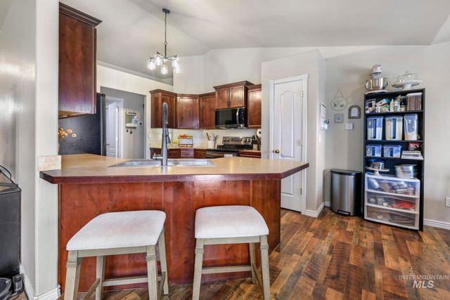 448 Meadowlark Way, Twin Falls, ID 83301