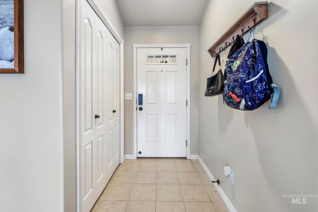 448 Meadowlark Way, Twin Falls, ID 83301