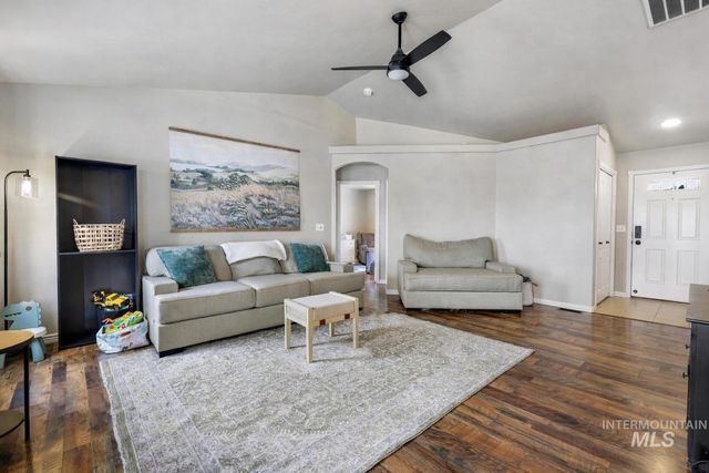 448 Meadowlark Way, Twin Falls, ID 83301