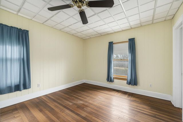 5233 124th Avenue, Fennville, MI 49408