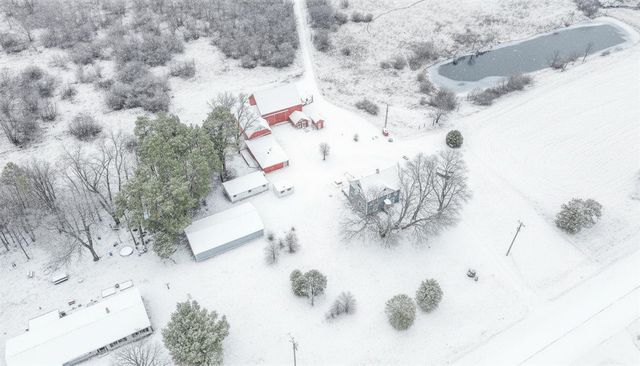 5233 124th Avenue, Fennville, MI 49408