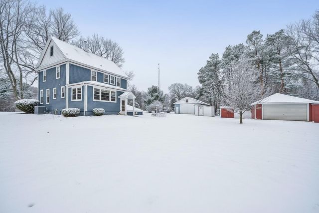 5233 124th Avenue, Fennville, MI 49408