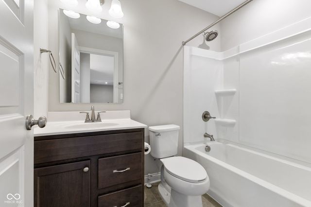14598 Meadow Bend Drive, Fishers, IN 46037