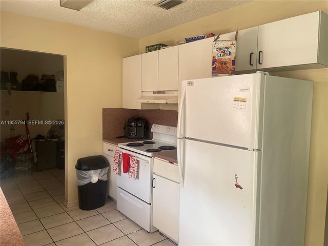 29721 SW 146th Ave, Homestead, FL 33033