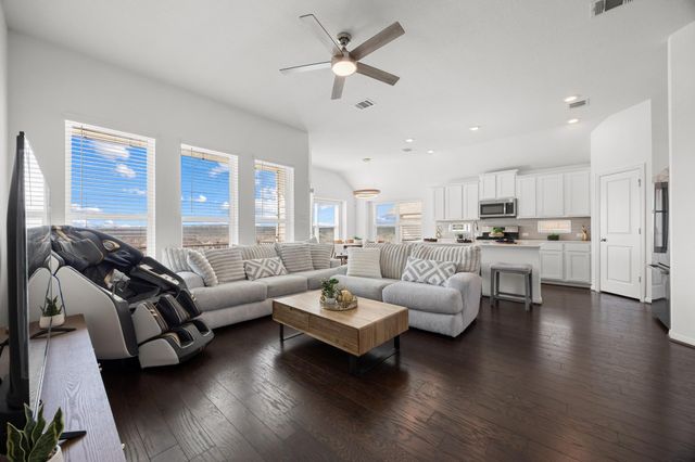 552 Panzano DR, Georgetown, TX 78628