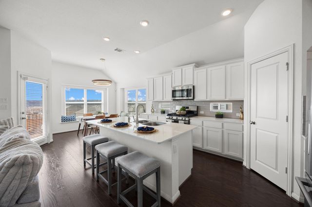 552 Panzano DR, Georgetown, TX 78628