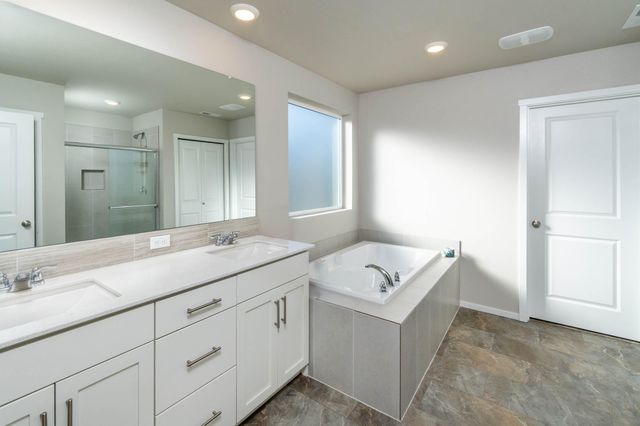 20513 SE Byron Avenue, Bend, OR 97702