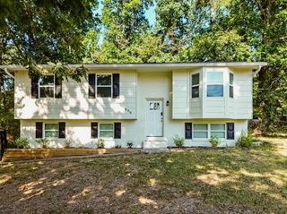 200 Starlet Cir, NE, Cleveland, TN 37323