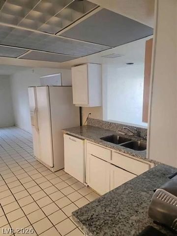 1710 Shadow Mountain Place, Las Vegas, NV 89108
