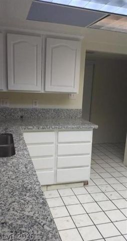 1710 Shadow Mountain Place, Las Vegas, NV 89108