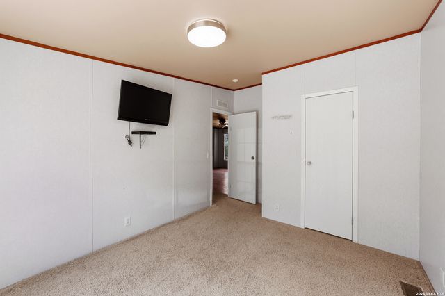 5715 Chimney Rock, Canyon Lake, TX 78133