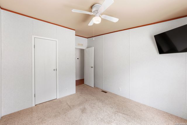 5715 Chimney Rock, Canyon Lake, TX 78133