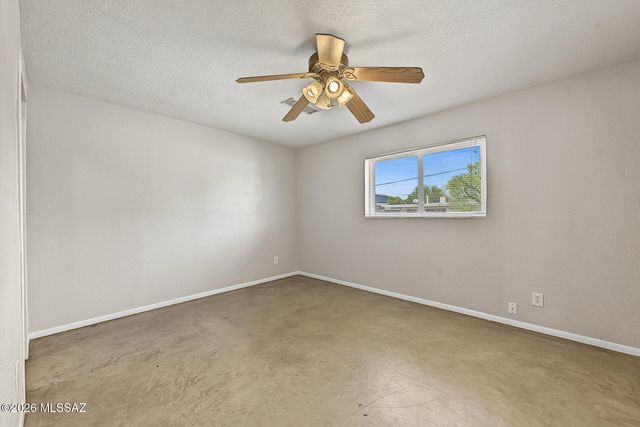 906 E Halcyon Road, Tucson, AZ 85719