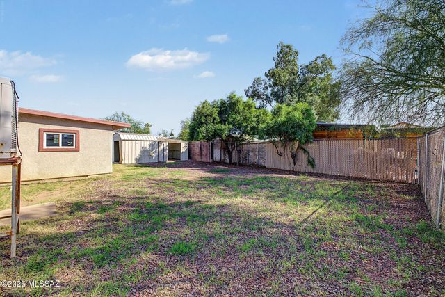 906 E Halcyon Road, Tucson, AZ 85719