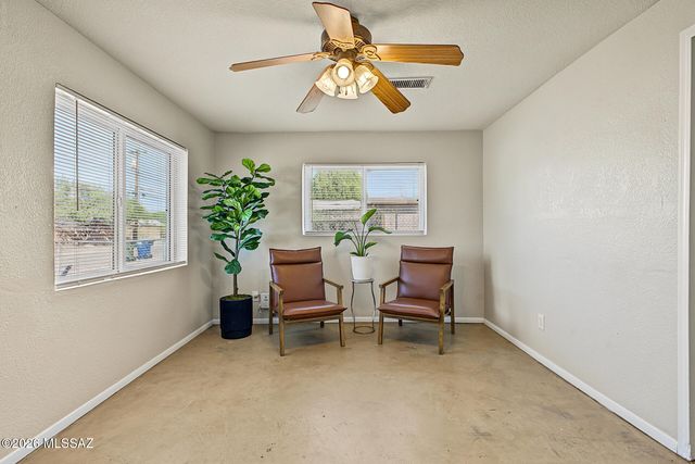 906 E Halcyon Road, Tucson, AZ 85719