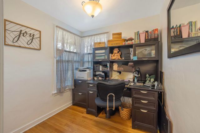 277 N Pepper Street, Woodlake, CA 93286