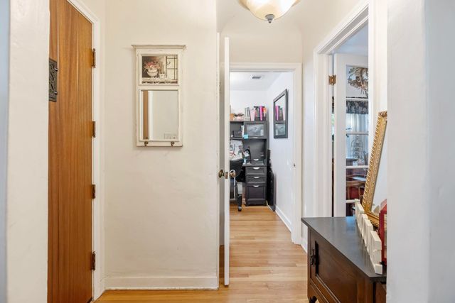 277 N Pepper Street, Woodlake, CA 93286