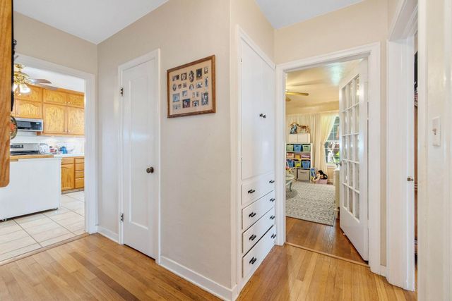 277 N Pepper Street, Woodlake, CA 93286