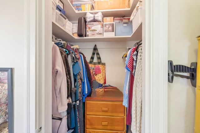 277 N Pepper Street, Woodlake, CA 93286